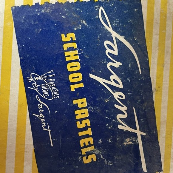 Sargent School Chalk Crayons Colors Pastels 24 Brilliant Dustless 6" x 6" - Picture 8 of 9